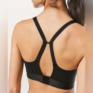 Lululemon  Fine Form Sports Bra in Black Size 34B